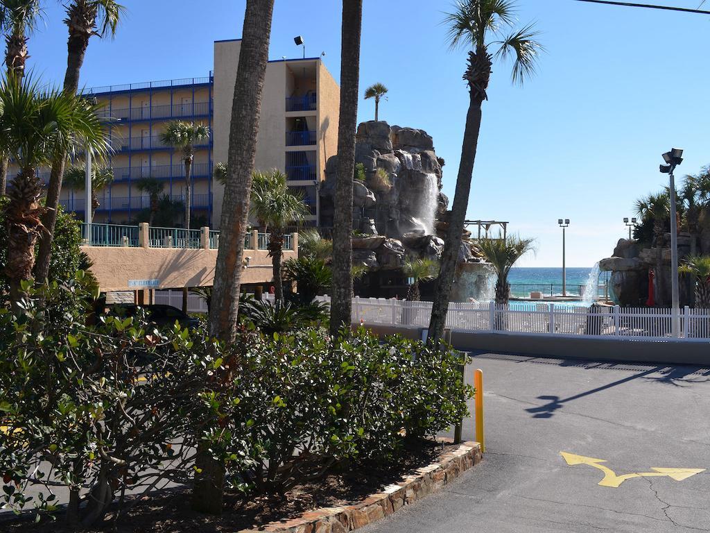 Days Inn By Wyndham Panama City Beach/Ocean Front Exteriör bild