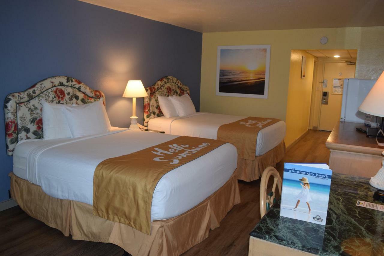 Days Inn By Wyndham Panama City Beach/Ocean Front Exteriör bild